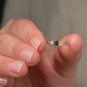 Anillo de sello elegante de oro macizo de 14 k y 18 k, anillo grabado para hombres y mujeres, anillo con nombre personalizado, anillo con letra personalizada, regalos conmemorativos.