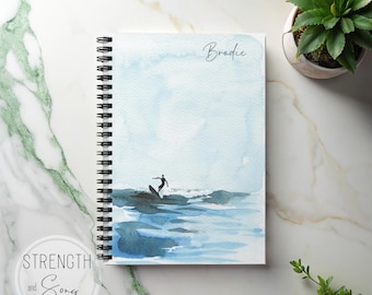 Personalisiertes Aquarell Surfen Spiralnotizbuch - Kundenspezifisches Journal, 118 linierte Seiten (59 Blatt), Dokumententasche, kompakt: 6 "x 8"