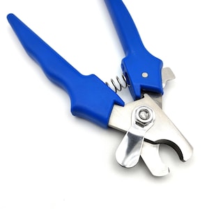 Dog & Cat Nail Clippers: Stainless Steel Pet Grooming Tool