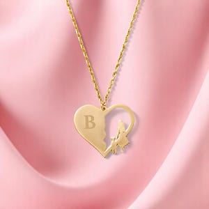 Collar personalizado de corazón para mamá e hija con inicial, colgante dorado para madre e hija, regalo personalizado para ella, joyería única para la maternidad.