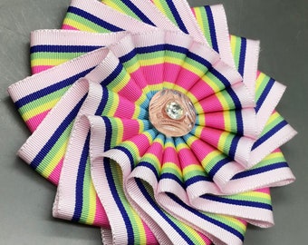 Pink, Blue, green and yellow Wheel Cocarde Applique