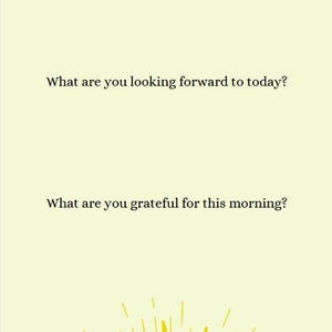 Puede incluir: Un sol amarillo con rayos que salen de él. El texto "GOOD MORNING" está en la parte superior de la imagen. Debajo del sol, el texto dice "Every day is a new opportunity, don't take it for granted. You're alive!"