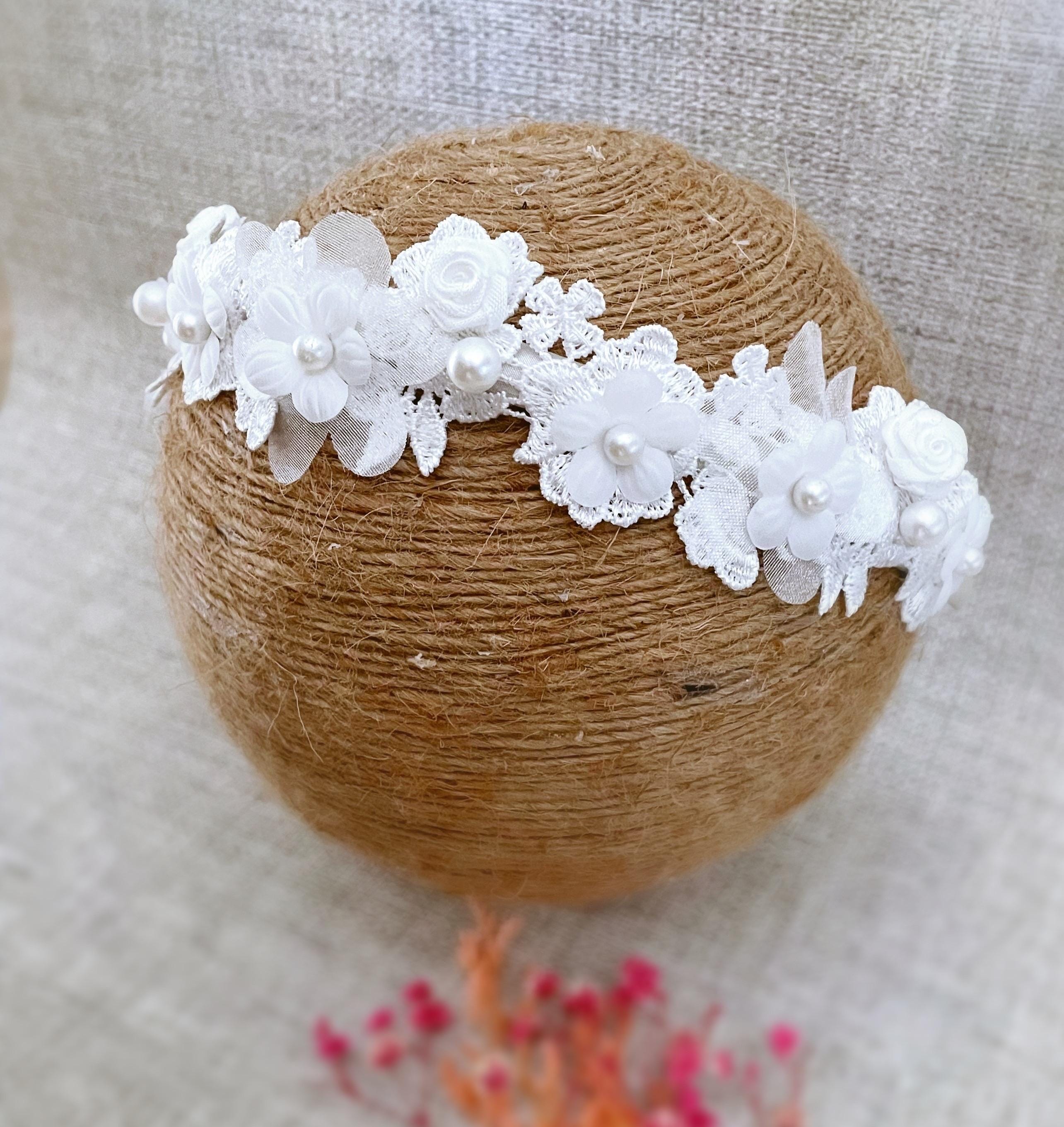 Lace Daisy Pearl Flower Girl Headband - Bridal Holy  display picture 1