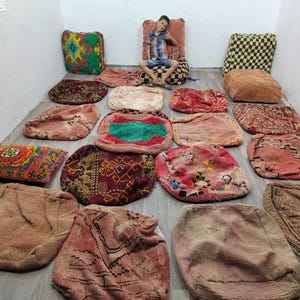 Moroccan Kilim Pouf Floor Pouf Vintage Moroccan Ottoman Beni Ourain Square Pouf, Yoga Meditation Cushion, Outdoor Red Kilim Pillows