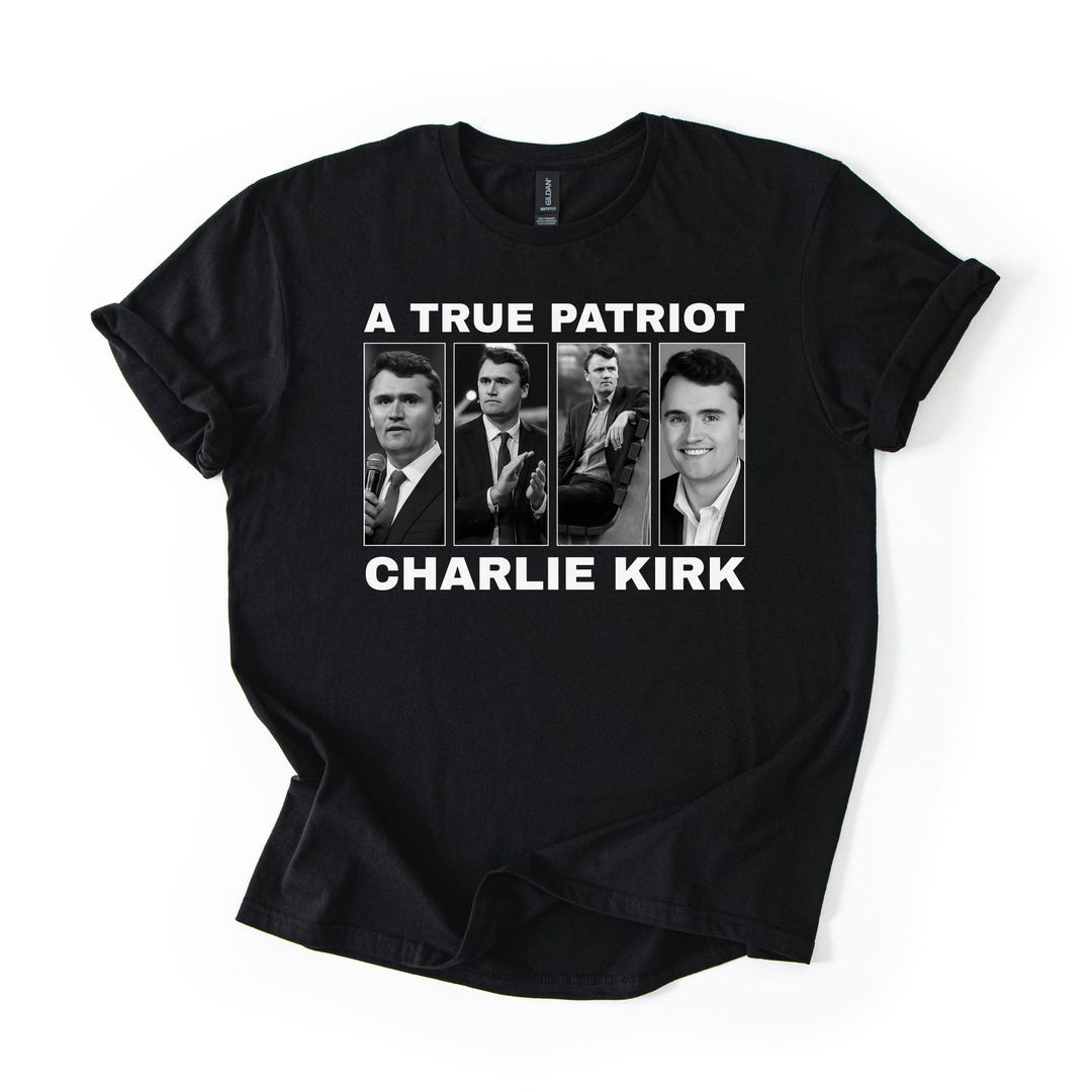 Maglietta Charlie Kirk Patriot, Manica Corta, Girocollo, Taglie Dalla S Alla 5XL - Next Level