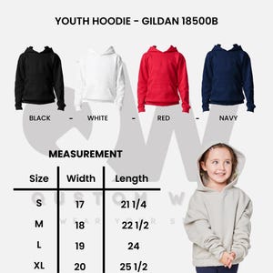 Puede incluir: Imagen de cuatro sudaderas con capucha para j&oacute;venes en negro, blanco, rojo y azul marino. Una tabla de medidas muestra las tallas S, M, L y XL, con sus anchos y largos en pulgadas. El texto "YOUTH HOODIE - GILDAN 18500B" est&aacute; en la parte superior.