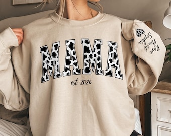 Sudadera personalizada de mamá vaca del oeste, suéter para revelar el embarazo, regalo para baby shower, sudadera personalizada de piel de vaca para mamá, mamá granjera, sudadera para mamá (estreno en 2026)