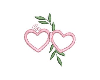 Heart medallion embroidery design with laurel leaves, love keepsake embroidery, Valentine's Day heart medallion, 5 sizes.