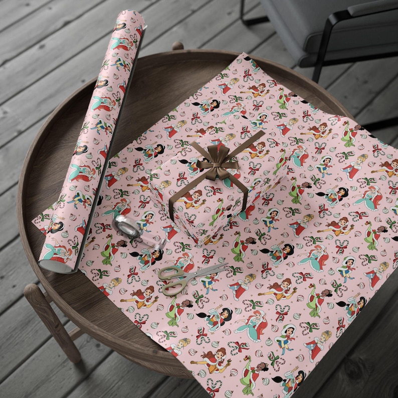 Rollo de papel de regalo navideño de princesas Disney para niñas / Papel de regalo navideño para niños / Envoltorio de Navidad para niñas imagen 3