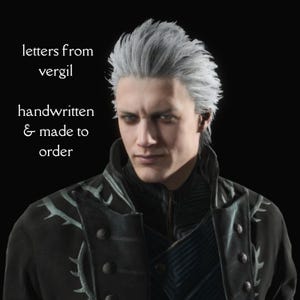 Puede incluir: Imagen de una persona con cabello plateado y expresión seria, vistiendo un abrigo negro con detalles plateados. El texto en la imagen dice: "letters from vergil handwritten & made to order."