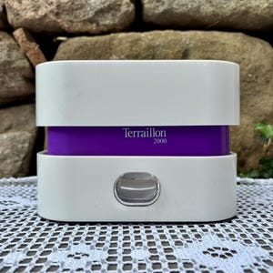 Terraillon 1970s scale - white and purple - vintage