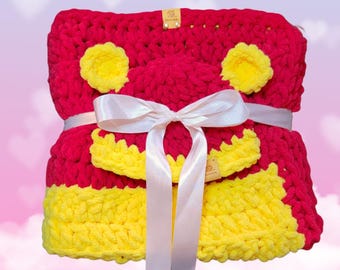 Baby Bundle Blanket and Teddy Bear Beanie in Red and Gold