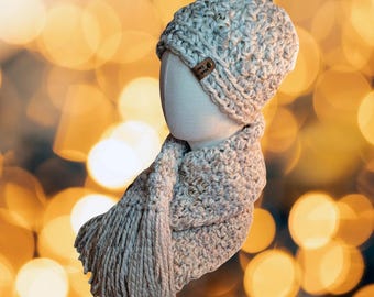 Scarf and Beanie Bundle Wool Blend Chunky Style