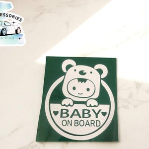 Naklejka Cute Baby on Board | Naklejka z napisem „Samochód bezpieczny” | Naklejka na zderzak okna z klejem | Alert o zabawnym pojeździe | Akcesorium przypominające o bezpiecznej jeździe