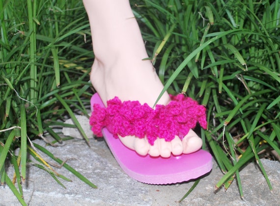 ladies hot pink sandals