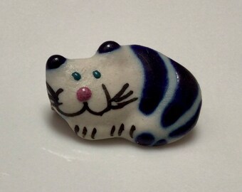 Ceramic Striped Cat Pin Brooch - handmade pussy cat shaped enamelled pottery badge