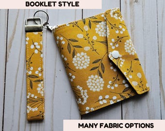 NEW Tract, contact card and invitation holder/10 Clear sleeves/Booklet style organizer