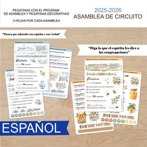 Op de afbeelding: Een verzameling decoratieve stickers en montageprogramma's voor de Circuit Assembly 2025-2026. De stickers bevatten Spaanse tekst, bloemmotieven en fruitafbeeldingen. Het thema is religieus.