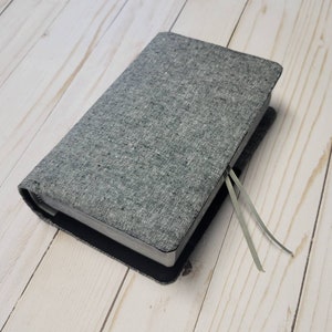 Bible cover/New world translation bible cover/Custom size Cover/Black linen Jw gift