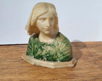 Antieke albasten buste van Jeanne d'Arc, door de Italiaanse beeldhouwer Dante Zoi Firenze/Italiaanse sculpturen/stenen sculpturen/Italiaanse kunst/romantiek