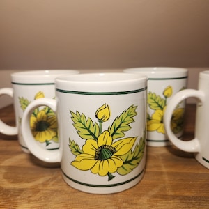 Ensemble de tasses à café vintage Flower Power (4) / Cadeaux pour les amateurs de café / Mugs à café vintage / Mugs à fleurs / Mugs à thé / Mugs à fleurs jaunes