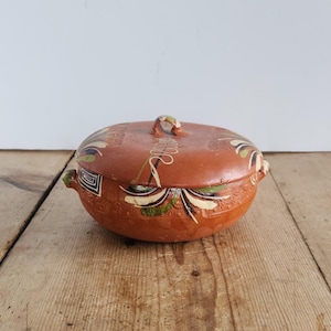 Vintage mexikanischer Bohnentopf aus Terrakotta mit Deckel