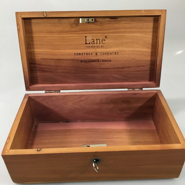 Lane Mini Cedar Wood Hope Jewelry Box Chest With Key Vintage 1973 Sylvania OH
