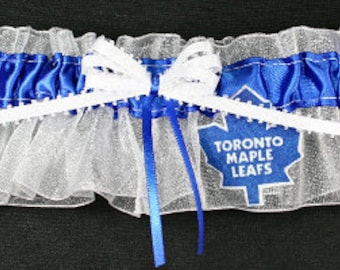 Toronto Maple Leafs NHL Bridal Garter   with Names or Date