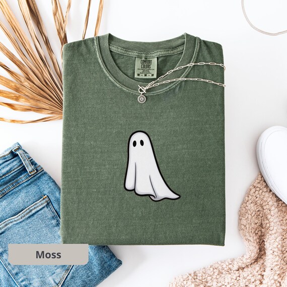 Ghost Shirt | Minimalist Retro Halloween Tee | Comfort Colors® | Spooky Season Vintage T-Shirt | Trick-or-Treat Ghostly Wear | Cute Horror