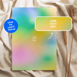 Postkarte „Liebe statt Hass / So viel Liebe“ – Statement-Karte aus Recyclingpapier | Politische Postkarte, gegen Rechts, Karte für Vielfalt