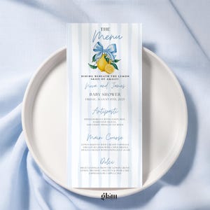 Tarjeta de menú con lazo azul coqueto y limón, menú para baby shower, menú para cena de ensayo de boda, menú editable con temática italiana de limón, lazo azul 4LI