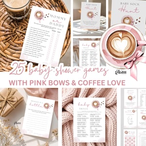 Könnte beinhalten: Ein Set aus 25 Babyparty-Spielkarten mit einer Kaffeetassen-Illustration und einer rosa Schleife, inklusive Texten wie Mommy or Daddy, Baby Sock Hunt und Baby Trivia, gedruckt auf weißem Papier mit rosa Akzenten und Kaffeebohnen-Grafiken.