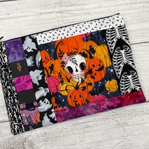 Spooky Halloween Flat Zippered Pouch