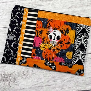 Spooky Halloween Flat Zippered Pouch