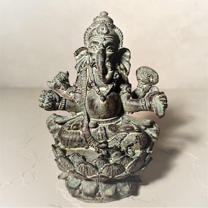 Ganesha Statue LO27 b