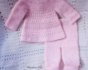 Crocheted Newborn Girl Pink Pant Set