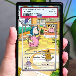Op de afbeelding: Een Pokémon-verzamelkaart met Chansey, met de tekst "2024 POKEMON TWM EN CHANSEY ILLUSTRATION RARE." De kaart is beoordeeld als GEM MT 10. De kaart heeft een kleurrijke illustratie van Chansey en andere Pokémon.