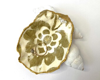 Gilded Muse No7- Decoupage Oyster Jewelry Dish