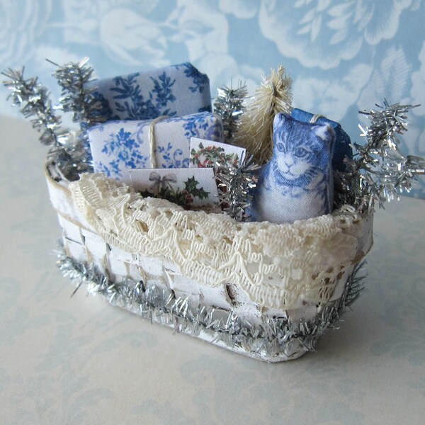 Dollhouse Miniature Christmas Basket with Blue Cat Doll*Presents*holiday decor*handmade