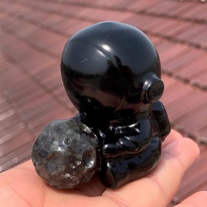 2.5''+ Natural Obsidian+Yooperlite quartz,quartz crystal,hand carved,Crystal Astronaut,Astronaut skull,Home Decoration Crystal Gifts 1pc