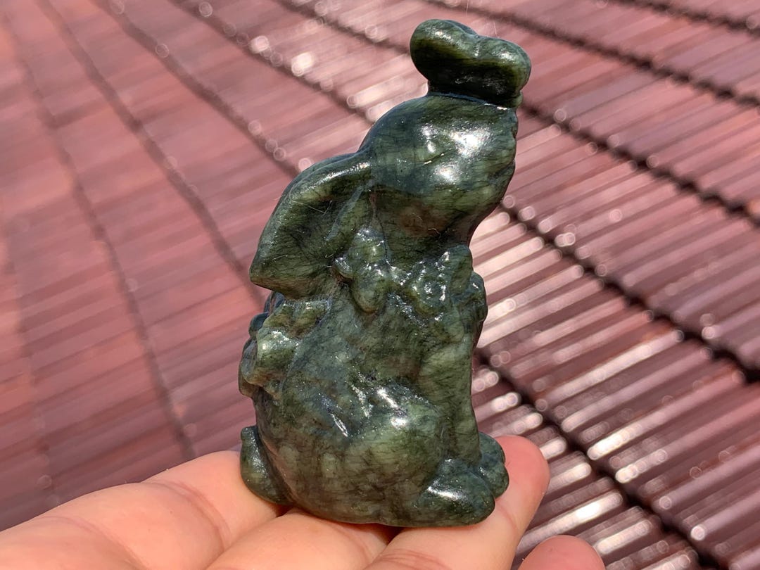 Green Quartz Crystal Rabbit: Hand Carved Stone Animal Carving - Etsy
