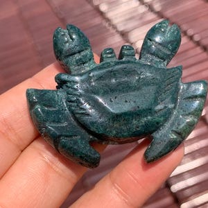 2.3&#39;&#39;+ Natural moss agate quartz,quartz crystal,hand carved,Crystal Crab,Crab skull,Crystal Gifts 1PC