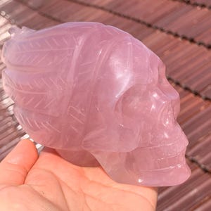 5,3''+ Quartzo Rosa Natural, cristal de quartzo, esculpido à mão, espécime de caveira com asas de cristal, presentes de cristal para decoração de casa
