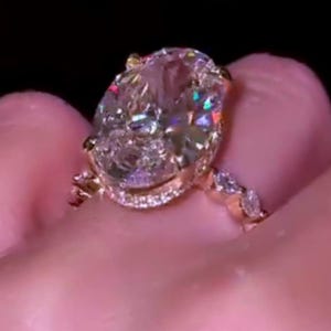5CT Oval Cut Lab Grown Diamond Engagement Ring, Unique IGI Certified Diamond Anniversary Ring for New Proposal Hidden halo promise ring gift