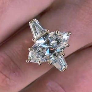 3 carat IGI Certified F Color VVS2 Clarity Marquise Cut Lab Grown Three Stone Engagement Ring Side Baguettes 18k Yellow Gold wedding ring
