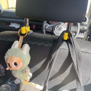 Custom 3D-Printed Headrest Hanger Brackets – Keep Toys & Bags Secure Without Compromising Comfort!