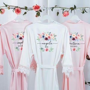 Personalized Bridesmaid Robe,Custom Satin Robe,Bridal Satin Lace Robe,Wedding Robes For Her,Bridesmaid Gift,Bridal Party Gift,Hen Party Gift