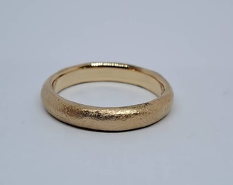 Superchunky 3mm wide recycled 9ct yellow gold textured wedding ring