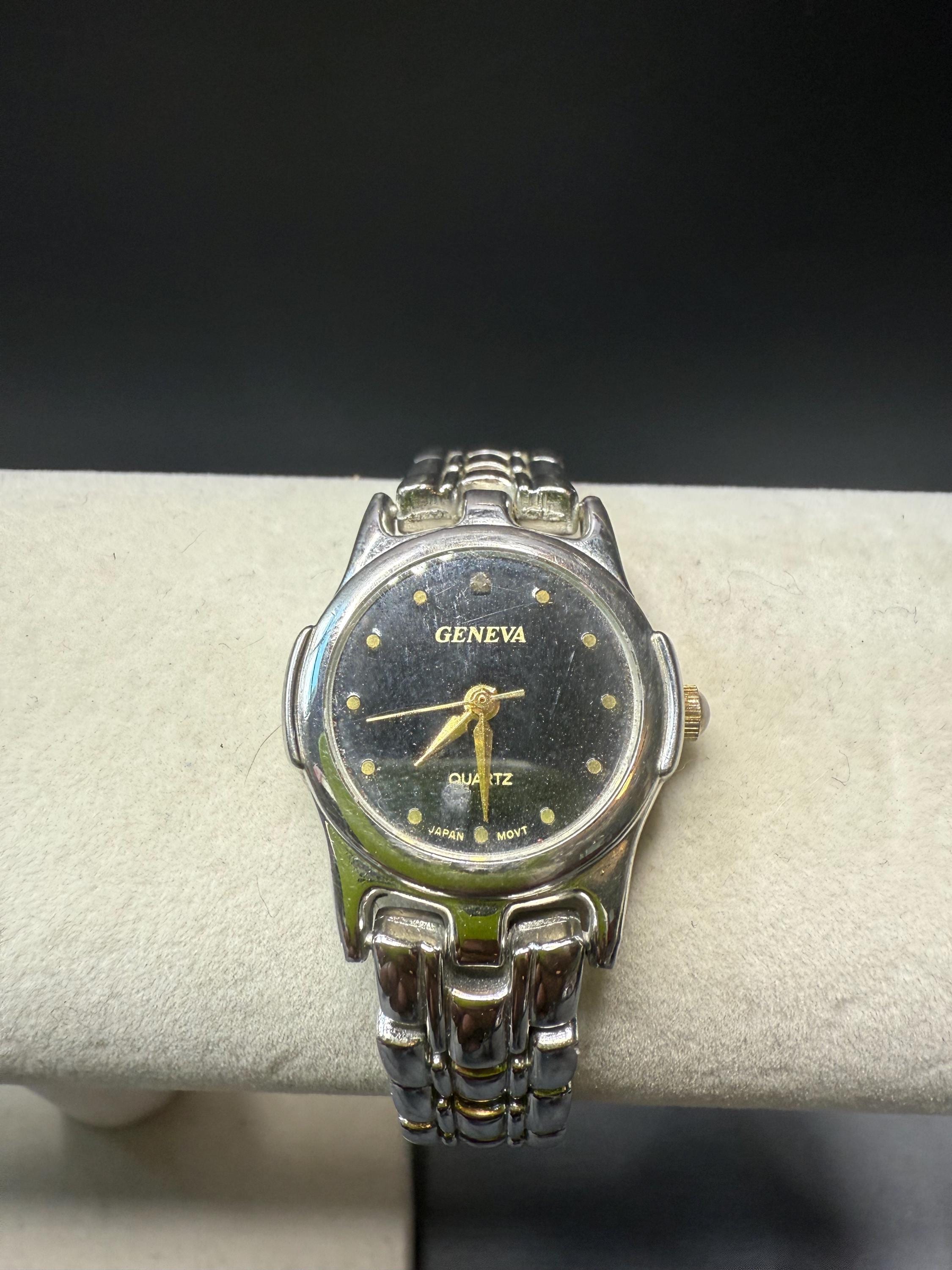 Montre Ancienne Femme Genève - En état De Marche - Pile Neuve