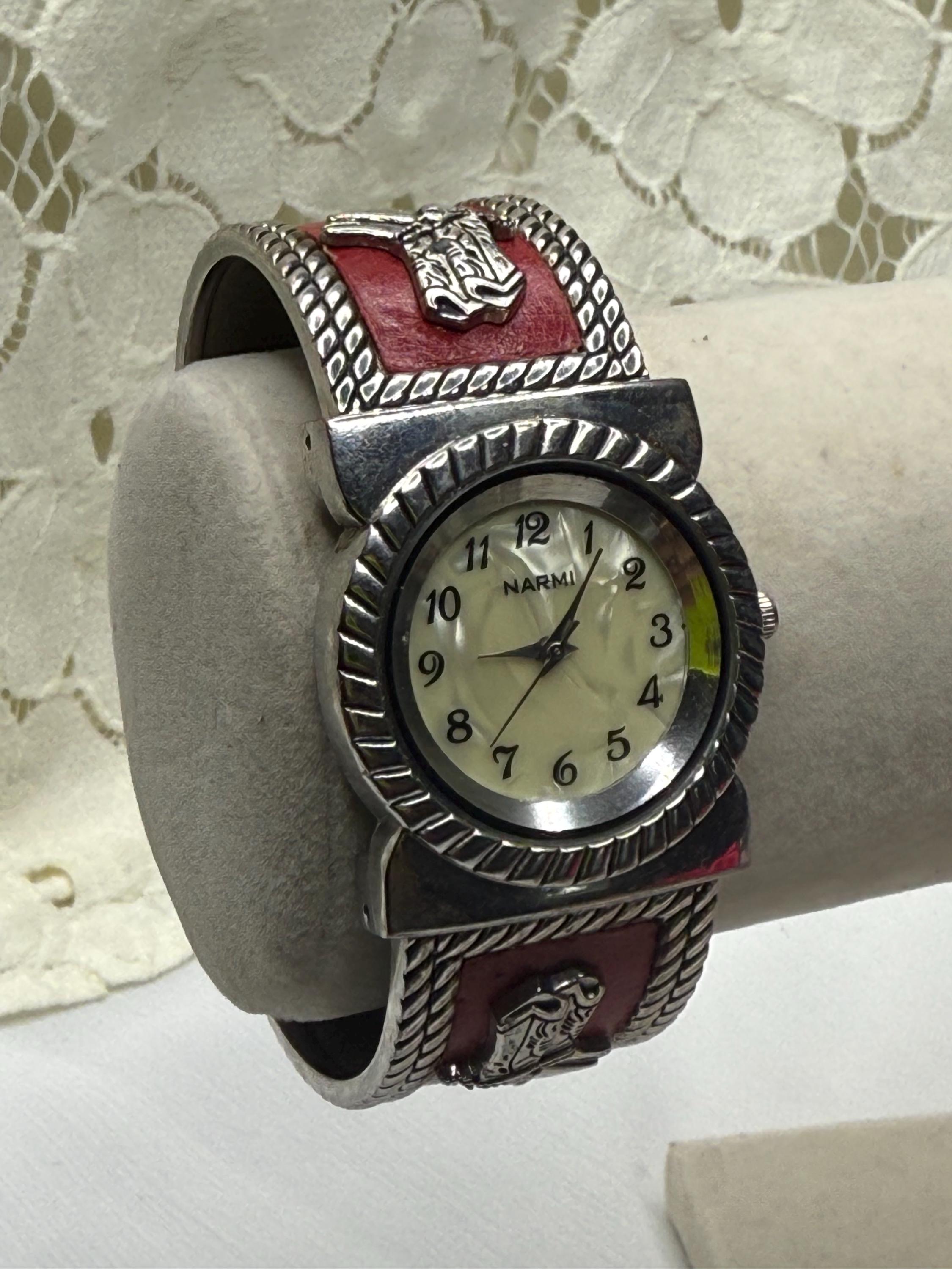 Narmi watches - Etsy 日本